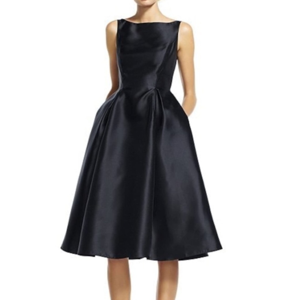 NWT Adrianna Papell Women's Sleeveless Tea Length Dress